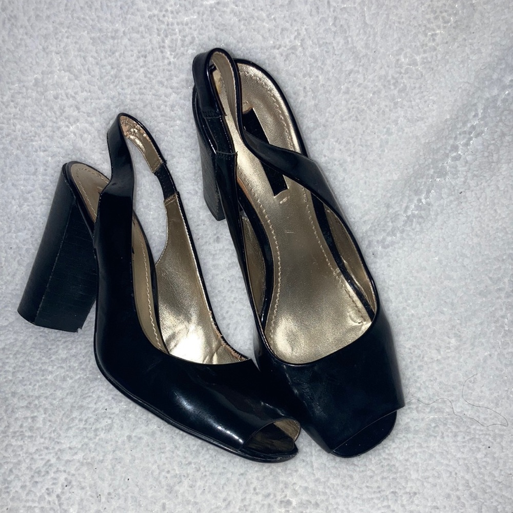 Nine West peep toe